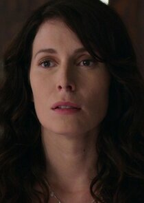 Lauren Hammersley
as Charmaine Roberts