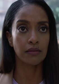 Azie Tesfai
as Kelly Olsen