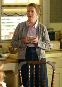 Frances Conroy
as Ruth Fisher