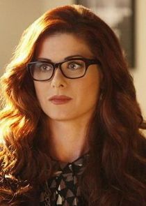 Debra Messing
as Julia Houston