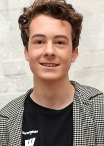 Maximilian Ehrenreich
as Gad Epstein