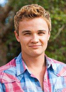 Dominic Deutscher
as Midshipman Ryan 