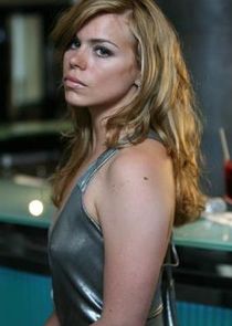 Billie Piper
as Hannah Baxter / Belle