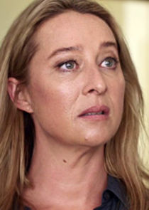 Asher Keddie
as Claire Kowitz