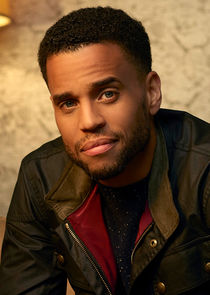 Michael Ealy
as Detective Miles Hoffman