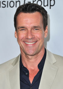 David James Elliott
as James Davis
