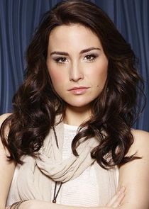Allison Scagliotti
as Camille Engelson