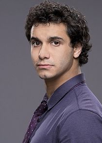 Elyes Gabel
as Walter O'Brien