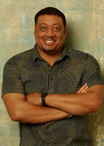 Cedric Yarbrough
as Kenneth Clements