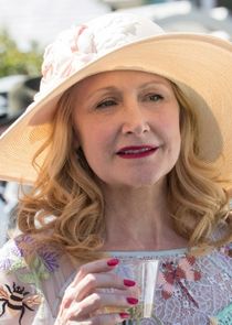 Patricia Clarkson
as Adora Crellin