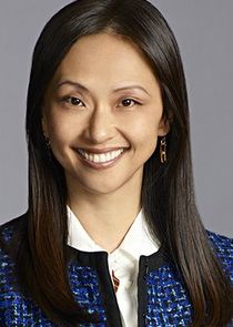 Joy Osmanski
as Maggie Tompkins