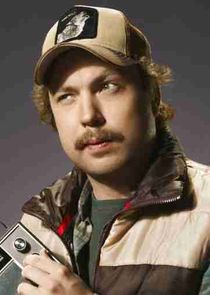 Travis Nicholson
as Walter 'Walt' Baines Murray