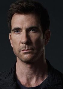 Dylan McDermott
as Jack Larsen