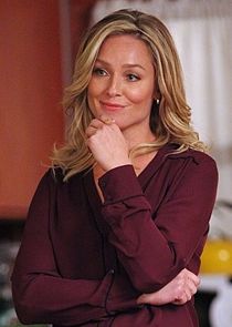 Elisabeth Röhm
as Amanda Taylor