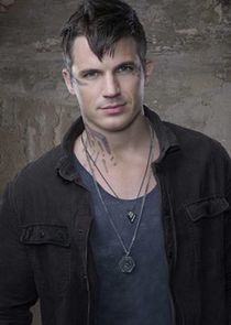 Matt Lanter
as Roman