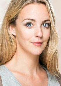 Miranda Raison
as Harriet Hammond