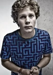 Ollie Barbieri
as Jonah Jeremiah 