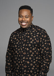 Marcel Spears
as Marty Butler