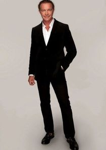 Mark McEwan
as Head Judge