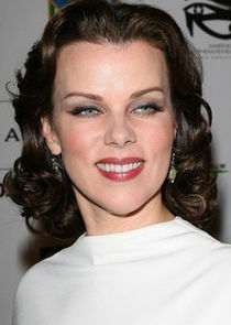 Debi Mazar
as Celia Baxter