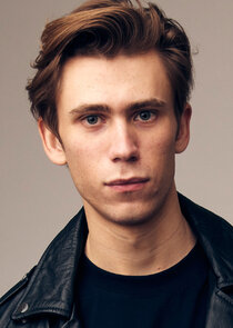 Owen Teague
as Kenny 