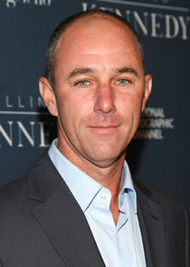 Jamie McShane
as Perry 