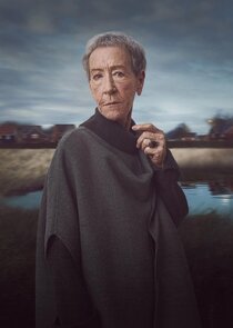 Ellie Haddington
as Liz