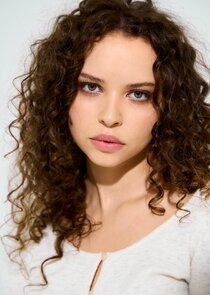 Isabella Briggs
as Denise Russo