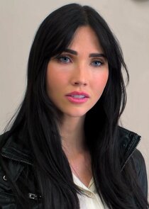 Jessica Green
as Charlie Cornwall