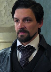 Callum McGowan
as Vikram Chamberlain