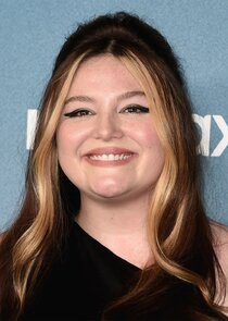 Megan Stalter
as Jessica Salmon