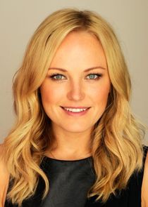 Malin Akerman
as Margo Banks
