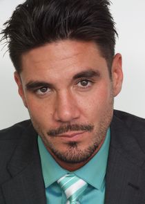 Clayton Cardenas
as Dante