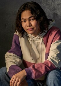 Sean Lew
as Chris De La Rosa