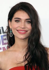 Eva De Dominici
as Nadia Morales