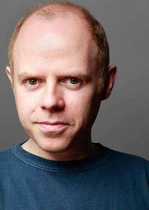 Dan Starkey
as Randal Moon