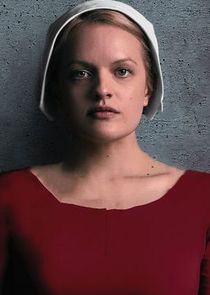 Elisabeth Moss
as June Osborne / Offred