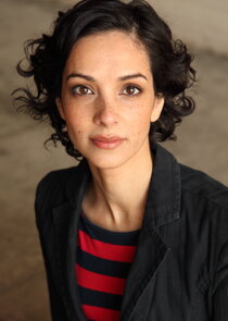 Sonita Henry
as DS Priya Shamsie