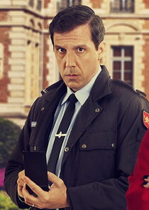 Alex Gaumond
as Andre Caron