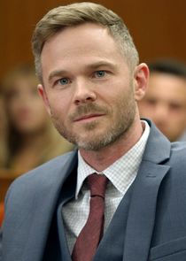Shawn Ashmore
as Wesley Evers