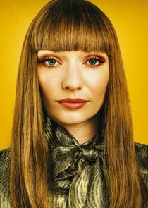 Eleanor Tomlinson
as Lady Gabriella Penrose-Howe