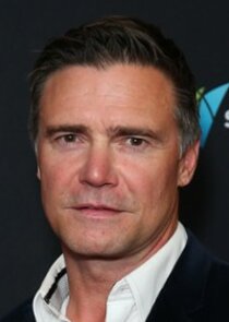 Jeremy Lindsay Taylor
as Ron Gordon