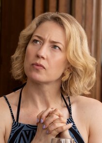 Carrie Coon
as Laurie