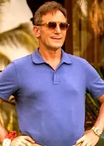 Jason Isaacs
as Timothy Ratliff