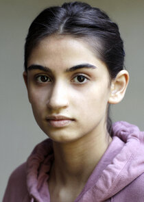 Mia Tharia
as Ashley Kutty