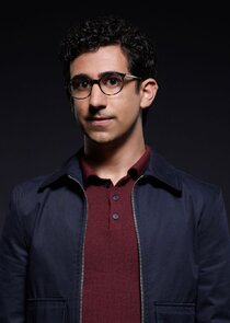 Arash DeMaxi
as Rizwan Asadi