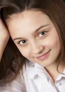 Isobelle Molloy
as Ruby Williams