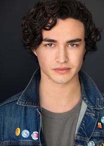 Gavin Leatherwood
as Nico Murray