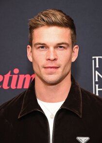 Mitchell Slaggert
as Jackson