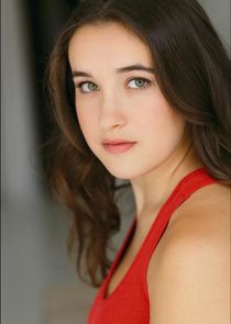 Gracie Bea Lawrence
as Kacey Baker